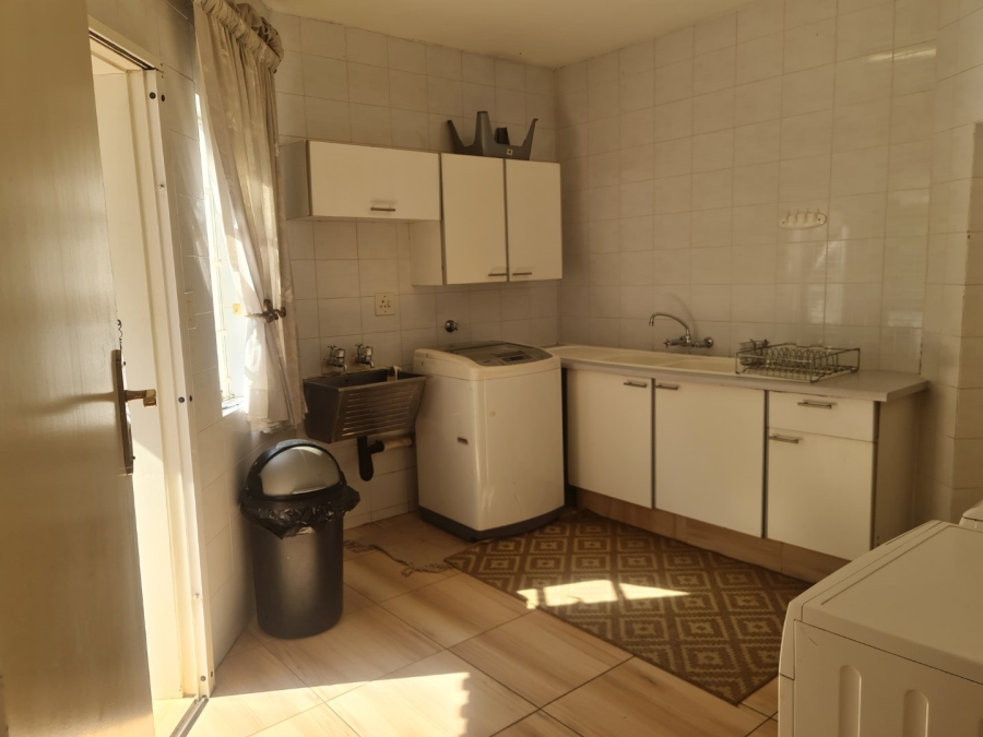 4 Bedroom Property for Sale in Safari Gardens North West